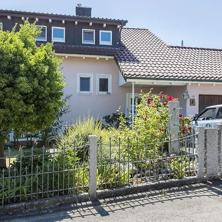 Apartment Haus Unterseeblick - Sonnenaufgang Gaienhofen (Baden-Wurttemberg)